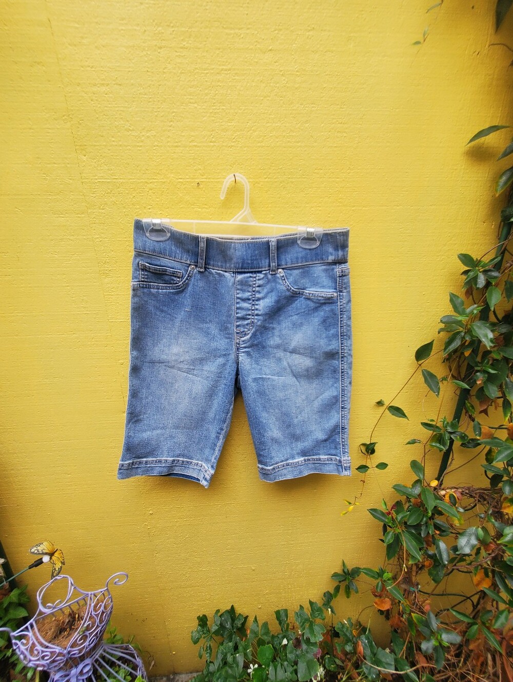Classic Denim Shorts - Blue